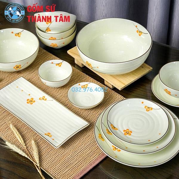 Bát đĩa men trắng vẽ tay hoa mai men kem