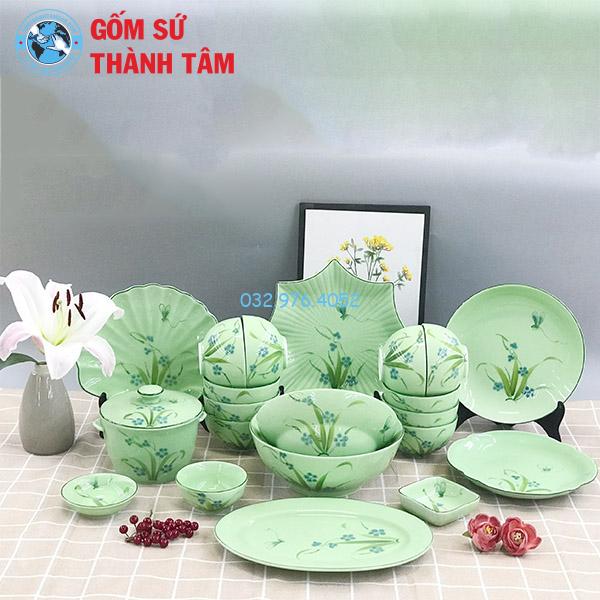 Bát đĩa xanh ngọc xanh hoa văn