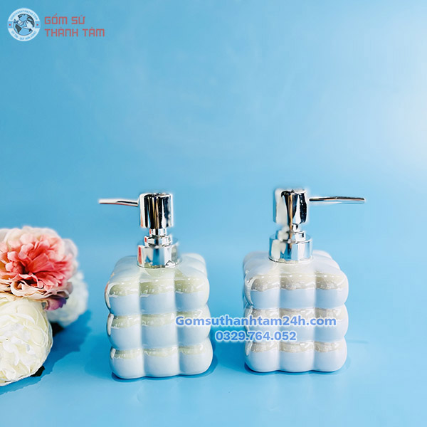 Bình đựng sữa tắm gốm sứ