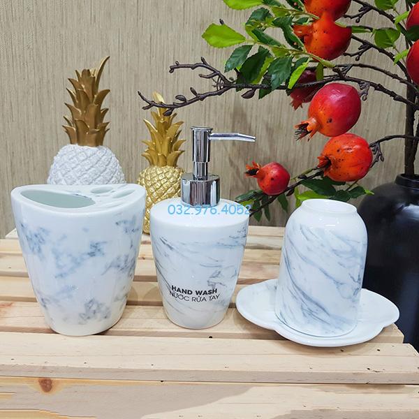 Bình Đựng Sữa Tắm Dáng Chóp