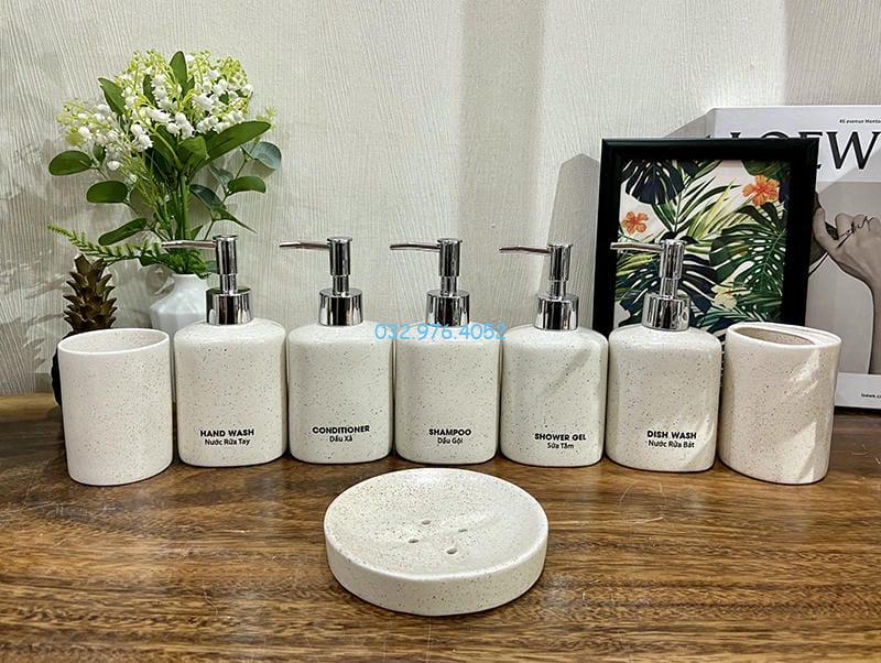Bình đựng sữa tắm dáng ovan
