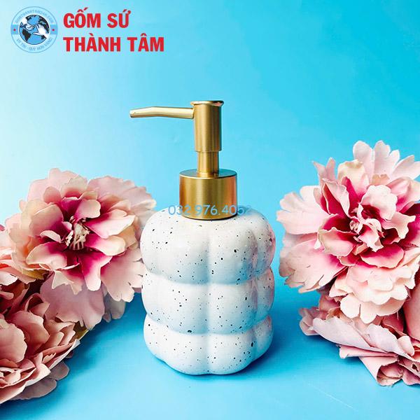 Bình đựng sữa tắm khách sạn dáng boom