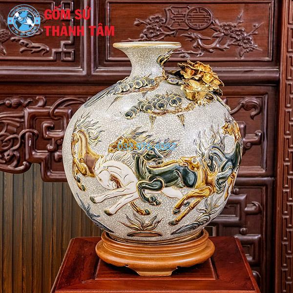 Bình hút lộc men rạn mã đáo thành công đắp nổi vẽ vàng