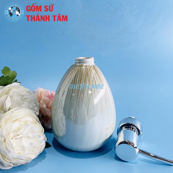 Bình xịt phòng tắm ngọc dáng boom
