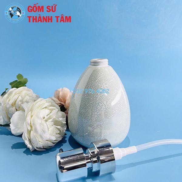 Bình xịt phòng tắm ngọc dáng boom