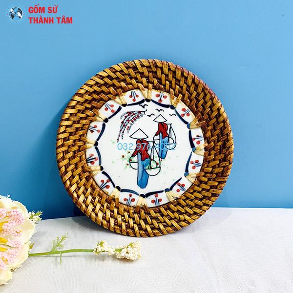 Đĩa sứ viền mây tre đan tròn kê cốc