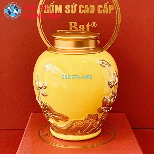Hộp Đựng Chè Đắp Nổi Vàng Kim