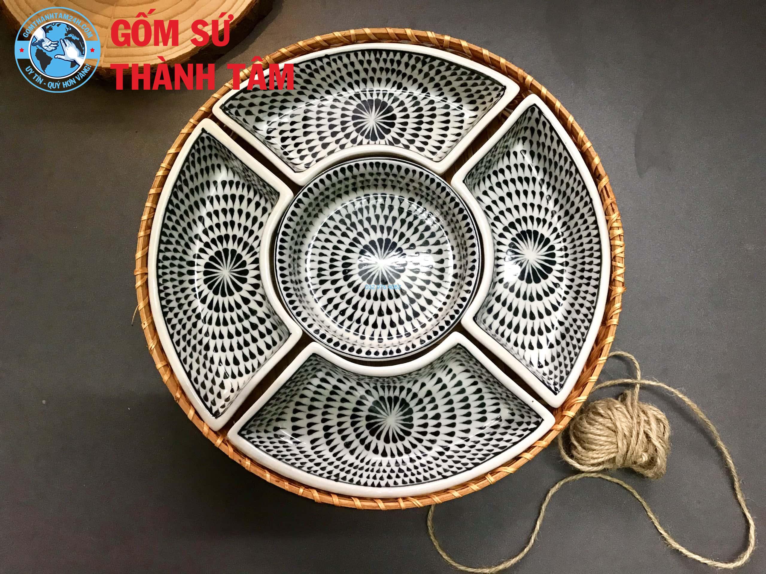 Khay đựng cơm tràm cổ hoa văn
