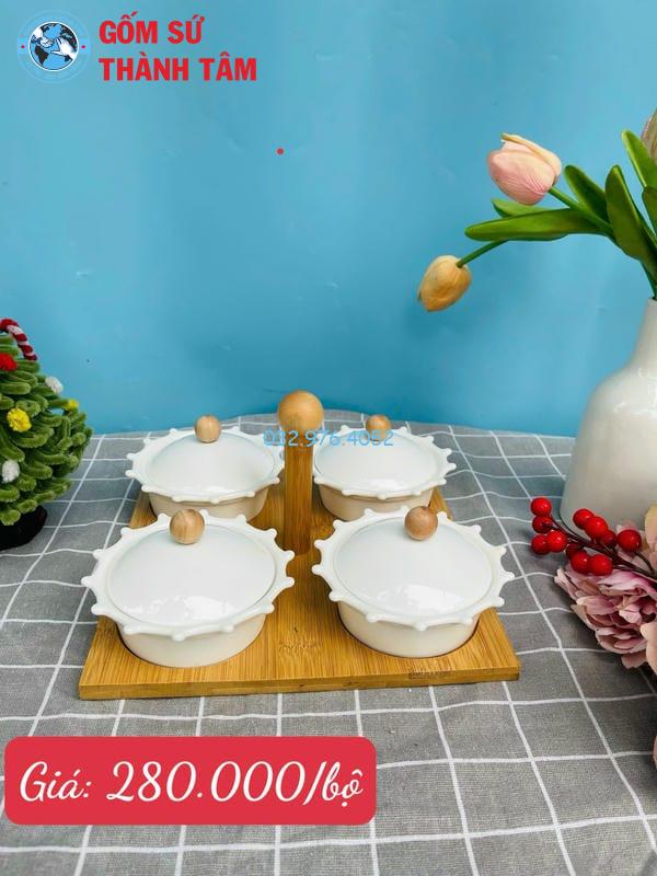 Khay đựng mứt kẹo khay 4 ô
