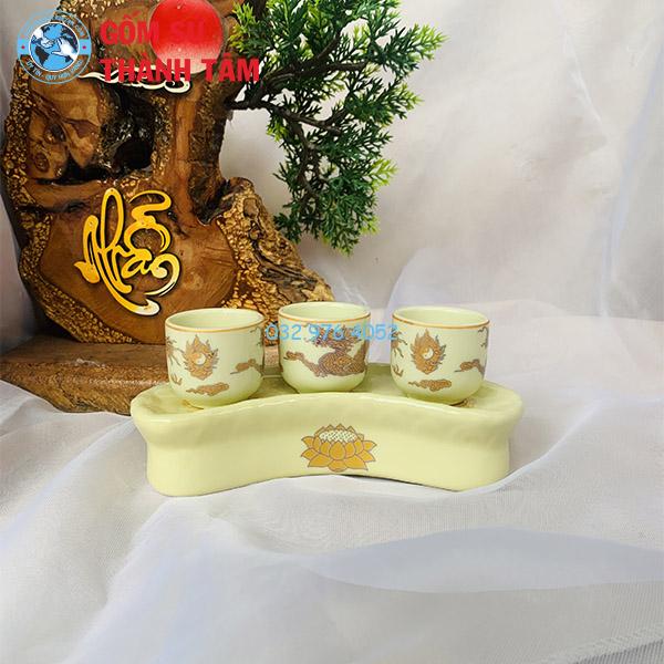 Kỷ Chén Thờ Men Vàng Rồng