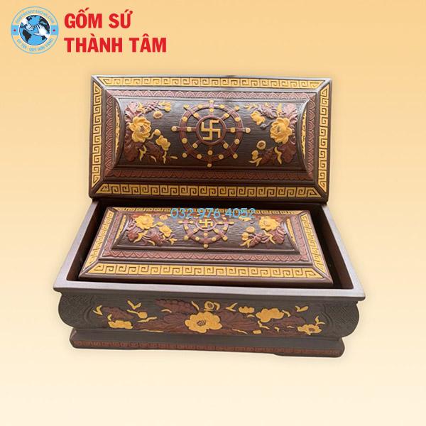Quách Tiểu Sen Nâu Khắc Nổi