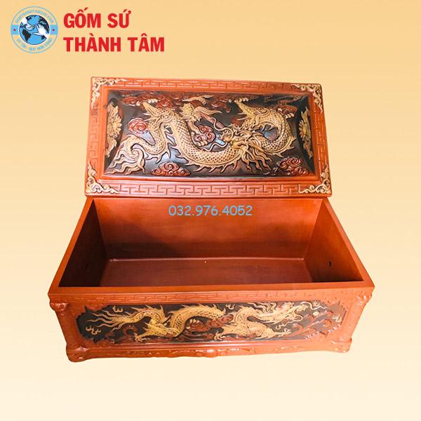 Quách Tiểu Tứ Trụ Khắc Nổi