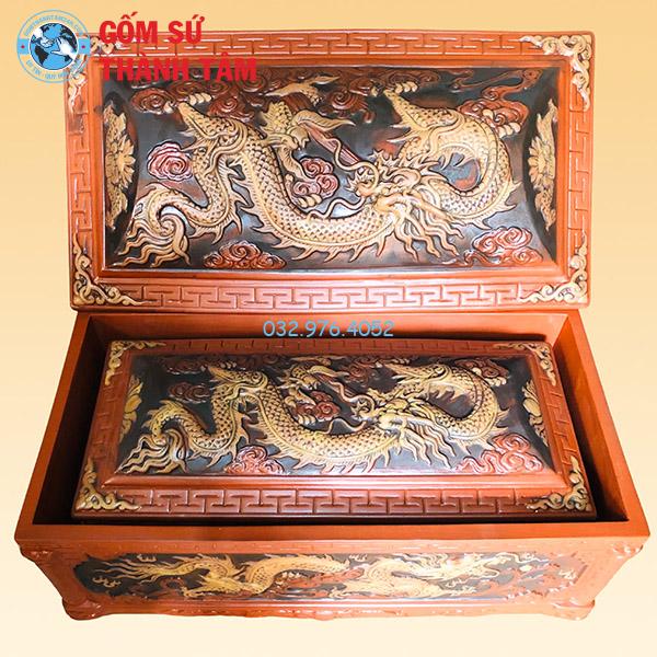 Quách Tiểu Tứ Trụ Khắc Nổi
