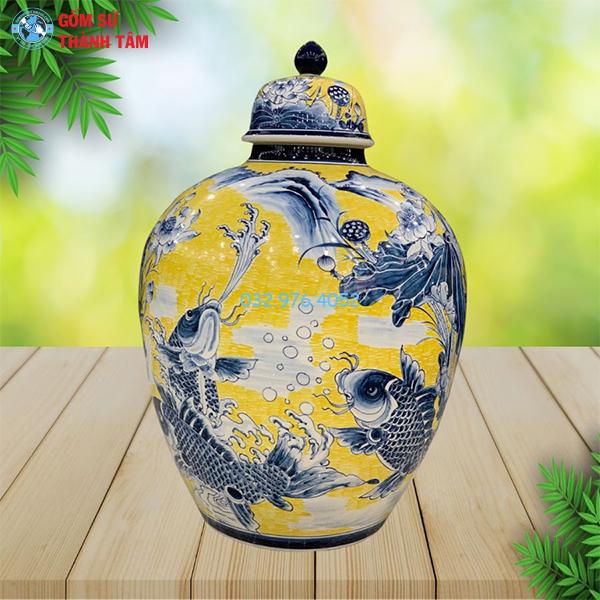 Vò rượu vẽ hoa văn cá chép