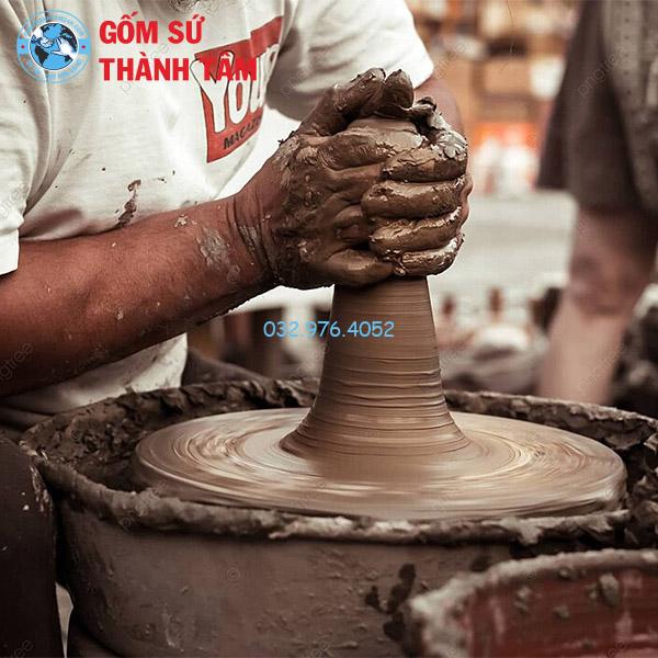 Gốm Thành Tâm 24h: 10 Năm Vun Đắp Tinh Hoa, Kiến Tạo Tương Lai