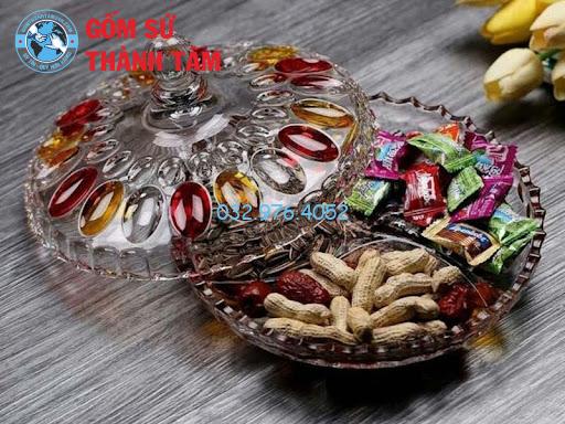 Khay mứt pha lê được thiết đa dạng với nhiều kiểu dáng
