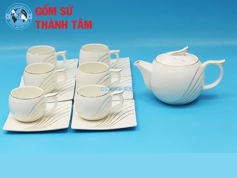 Ly uống trà là gì? Hướng dẫn lựa chọn, sử dụng và bảo quản