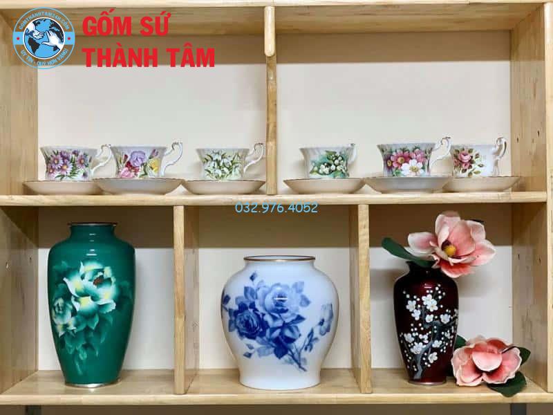 Khách hàng muốn mua bộ ấm trà TPHCM chất lượng có thể ghé thăm Tiệm Gốm Thanh Xuân