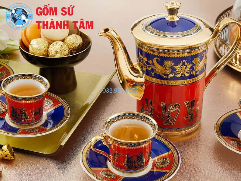 Gốm Sứ Minh Long là địa chỉ mua bộ ấm trà TPHCM được nhiều khách hàng lựa chọn
